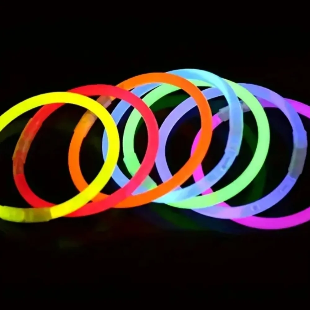 100 Fluorescent sticks, Party Favors, luminous sticks, for concerts and parties